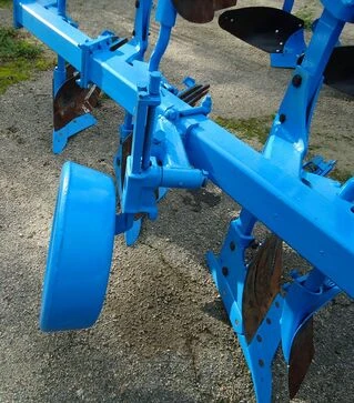 Плуг оборотный LEMKEN Opal 110, 4 (3+1) корпуса, б/у