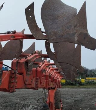 Плуг полунавесной KUHN MULTI-LEADER, 7+1, 2013 г.в, б/у