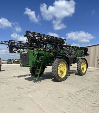 Опрыскиватель John Deere 4940