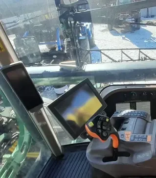 Обприскувач John Deere 4040 