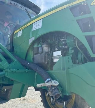 Самоходный опрыскиватель John Deere 4930, 2008 г.в., 12217 м/ч
