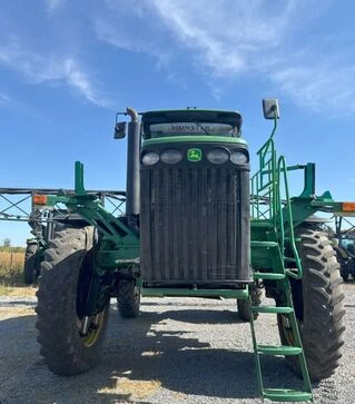 Самоходный опрыскиватель John Deere 4930, 2008 г.в., 12217 м/ч