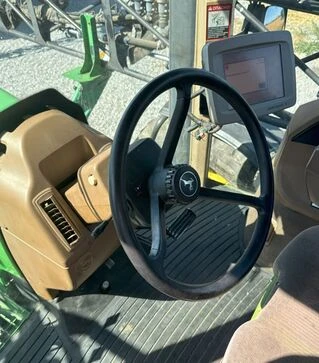 Самоходный опрыскиватель John Deere 4930, 2008 г.в., 12217 м/ч