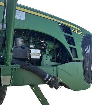 Самоходный опрыскиватель John Deere 4930, 2008 г.в., 12217 м/ч