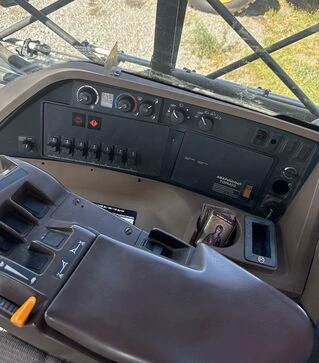 Самоходный опрыскиватель John Deere 4930, 2008 г.в., 12217 м/ч