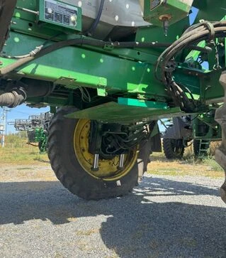 Самоходный опрыскиватель John Deere 4930, 2008 г.в., 12217 м/ч