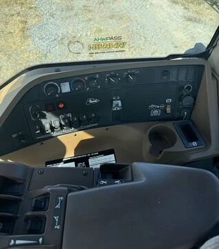 Опрыскиватель самоходный John Deere 4930, 2011 г.в., 3305 м/ч