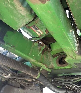 Опрыскиватель самоходный John Deere 4940, 2013 г.в., 4234 м/ч