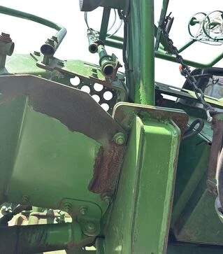 Опрыскиватель самоходный John Deere 4940, 2013 г.в., 4234 м/ч