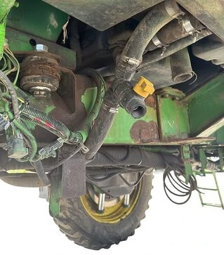 Опрыскиватель самоходный John Deere 4940, 2013 г.в., 4234 м/ч