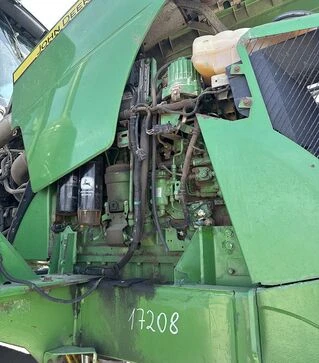 Опрыскиватель самоходный John Deere 4940, 2013 г.в., 4234 м/ч