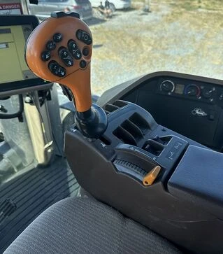 Опрыскиватель самоходный John Deere 4940, 2013 г.в., 4234 м/ч