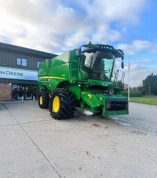 Зерноуборочный комбайн John Deere S670I, б/у