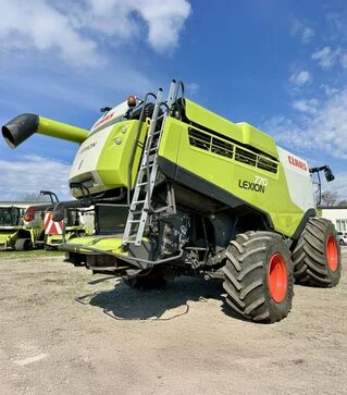Зернозбиральний комбайн Claas Lexion 770, б/в