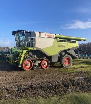 Зернозбиральний комбайн Claas Lexion 780 TT
