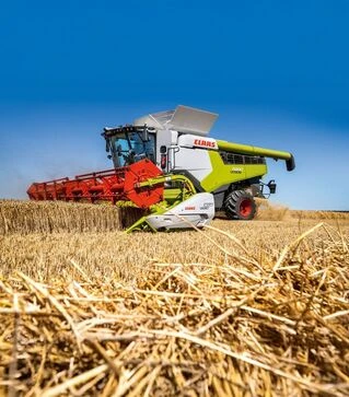Зерноуборочный комбайн Claas Lexion 6900