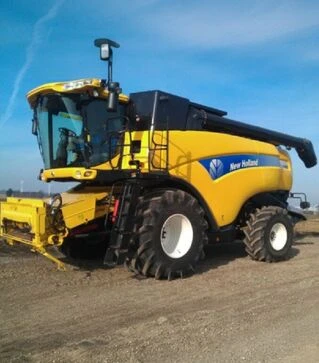 Зернозбиральний комбайн New Holland СХ 8080, 2013 р.в, 6100/4600 м/год, б/в