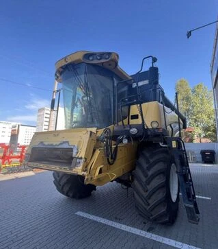 Зернозбиральний комбайн New Holland CX6090, 2017 р.в, 4650 м/год, б/в