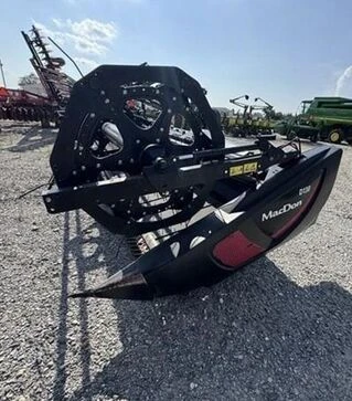 Жниварка зернова MacDon D130, 2018 р.в, адаптація під CASE, б/в