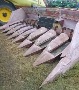 Жниварка соняшникова УПП 8, 8-рядна, міжряддя 70 см, б/в