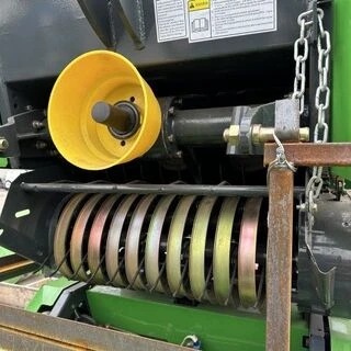 Прес-підбирач рулонний ПТ-6