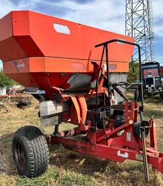Розкидач мінеральних добрив KUHN AXIS 30.1 K, 2007 р.в, б/в