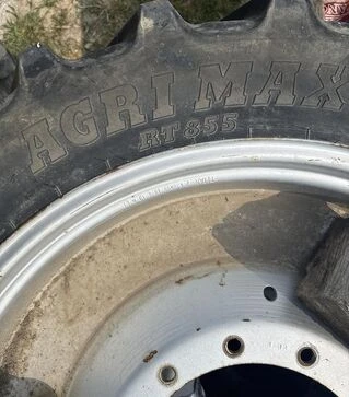 Шина BKT AGRIMAX в комплекті з диском 320/85 R38 143A8/B б/в