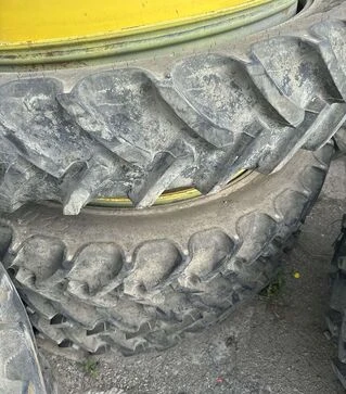 Шина Mitas в комплекті з диском 320/90 R54 R-1W 151A8/B TL б/в