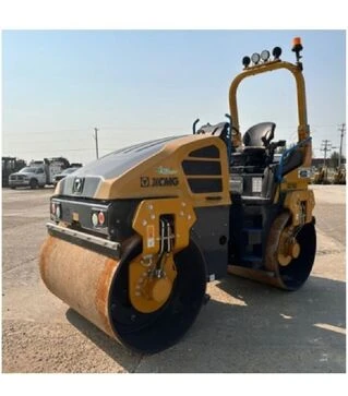 Мини-каток вибрационный дорожный XCMG XD140 (CE)